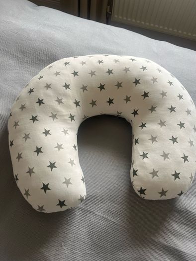 pregnancy and feeding pillows