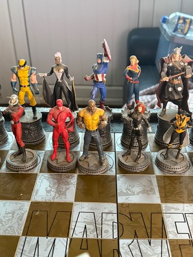 Eaglemoss Marvel Chess Collection