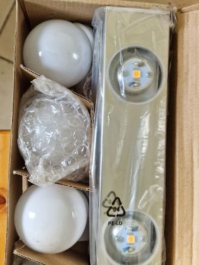 5 Bulb Bar Light new, never used