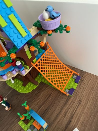 LEGO Friends Mia  Tree House