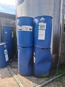 200 litre barrels-free