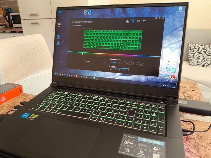 Gaming Laptop Clevo Erazer i5 12450H 8/12 RTX4050 6GB 75W 16GB DDR4 3200Mhz 512GB Nvme Pcie 4.0 17.3" FHD 144hz Ips 300nits Win11 RGB Cooler Mouse