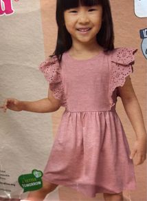 New beautiful girl dress 4-6 years  110/116cm