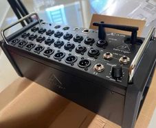 Behringer X AIR XR18 Digital Mixer