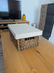 Storage box