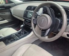 Jaguar XE 2016
