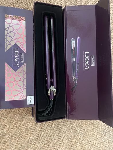 VODUZ hair straightener