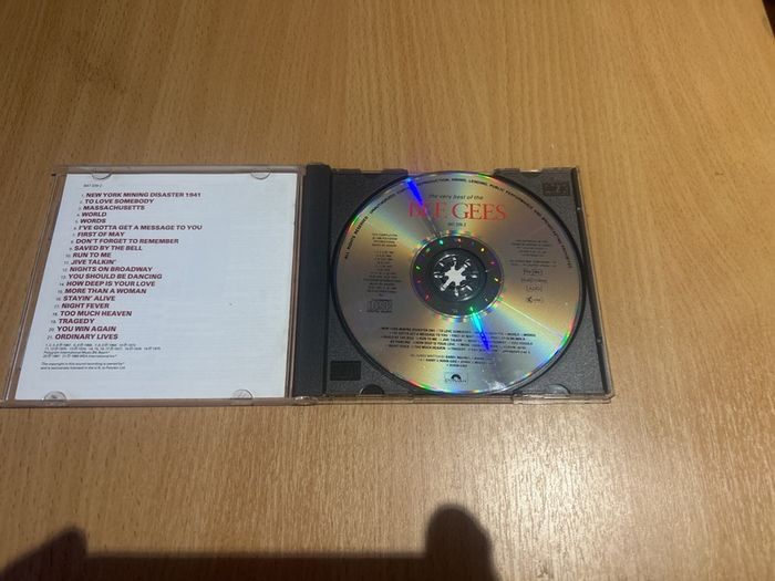 Bee Gees - The Very Best of The Bee Gees