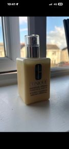 Clinique dramatically different moisturising lotion