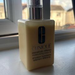 Clinique dramatically different moisturising lotion