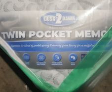 4ft6 Double Twin Pocket Memory Mattress - new/packaged