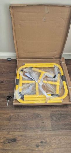 brand new set of dip bars