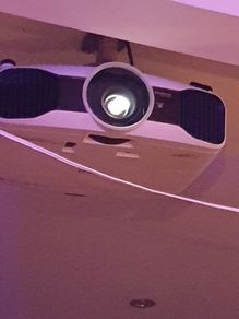 Epson 3d Projector And Screen.