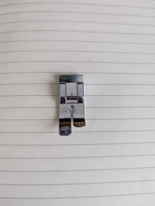 Sewing machine foot - Clip-On Straight Stitch Presser Foot