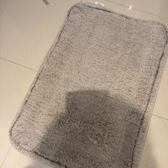 Flat dog bed
