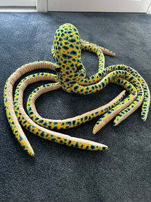 Octopus plushie