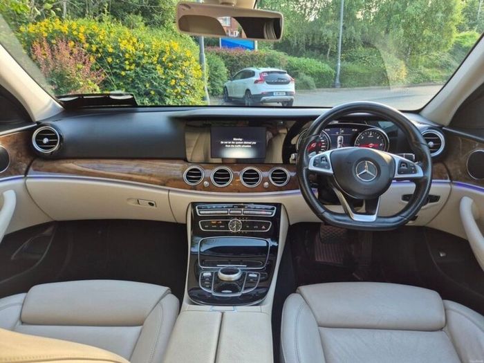2017 Mercedes E200d AMG Line