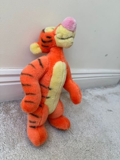 Disney Winnie The Pooh Tigger approx. 30 cm. Soft Tiger Used Please see photos