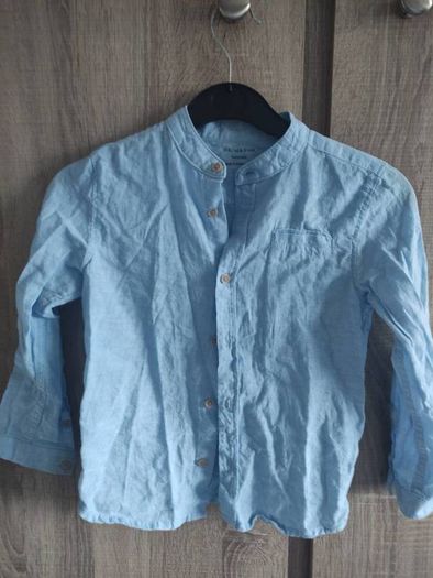 Boy shirt worn once side 5/6 years old