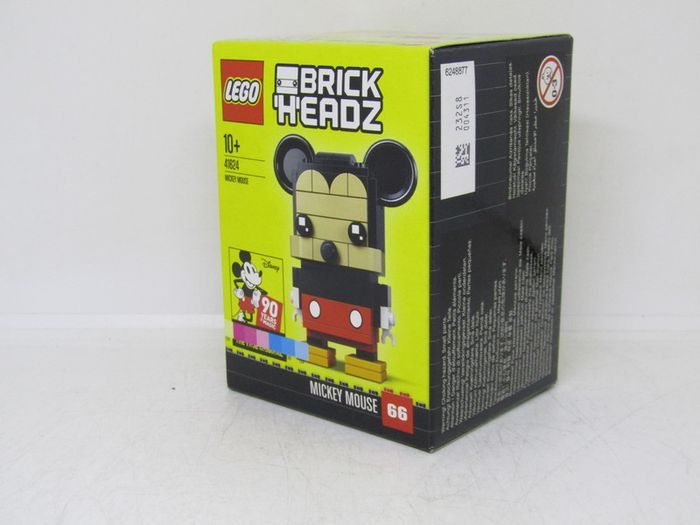 LEGO 41624 Mickey Mouse BrickHeadz Series Super Rare Version Factory Error As You Will See The CMYK Color Bars Around The End Of The Box Brand New in Factory Sealed Box