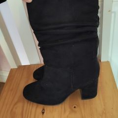 knee boots