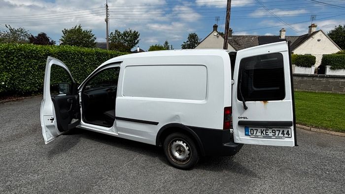 Open Combo Van