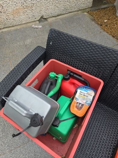 5 litter fuel cans and tow strap