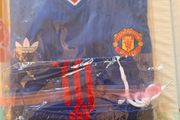 Manchester United 26/27 Away kids set 2-4 Years