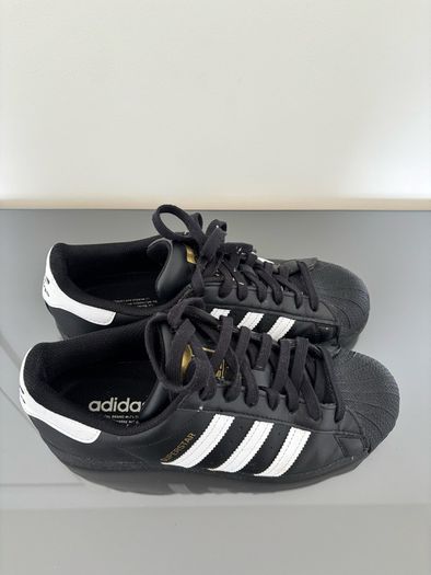 Adidas Originals Superstars black and white