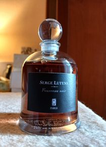Serge Lutens Fourreau Noir, discontinued