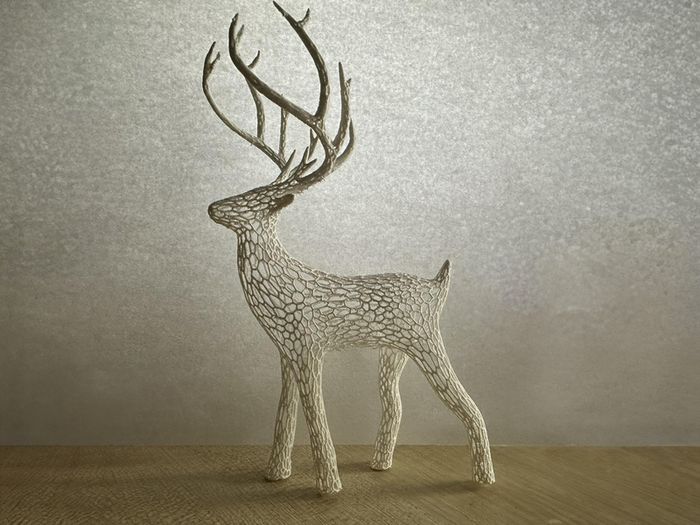 Voronoi Holiday Christmas Deer