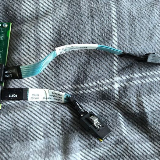 SAS Expander Card Bundle | 5x Cables Included | SAS to SATA Breakout | 12gbs