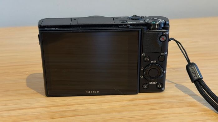 Camera Sony Cybershot DSC-RX100 III