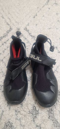 wetsuit shoe