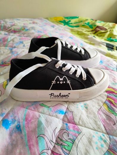 kids trainers Pusheen size UK 35