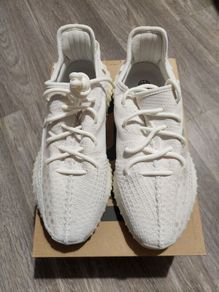 Yeezy 350 v2 Bone
