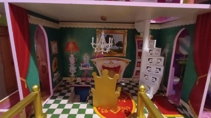 Dollhouse