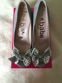 WEDGES - Le Babe Wedge Peep Toe Bow Shoes. Size 5