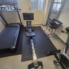 RW700 Nordic track Rowing machine in great condition