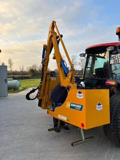 Hedge cutter