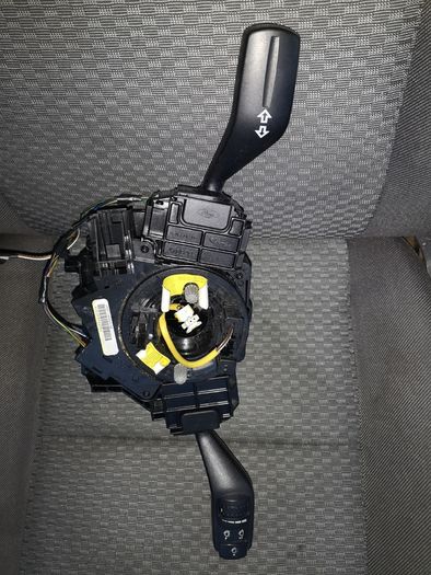 ford focus 05-11 under steering wheel tape,switches,plugs/all incl.