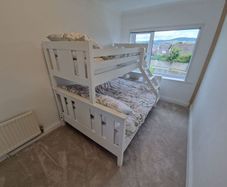 Triple bunk