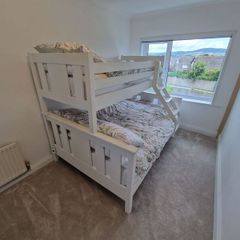 Triple bunk
