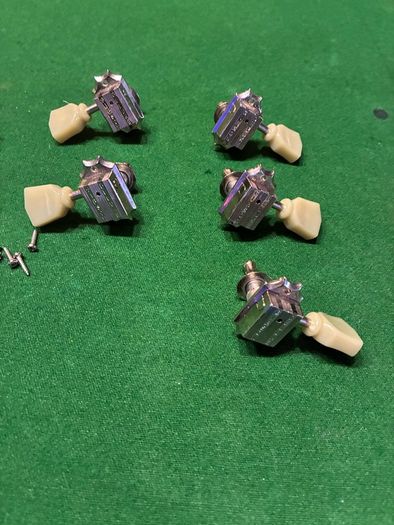 Gibson deluxe machine heads x5
