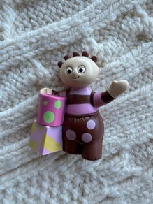 In the Night Garden Tombliboo Ooo 2006 Hasbro about 2.75" Used Please look at the pictures