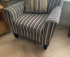 arm chairs. Perfect condition. Very comfortable