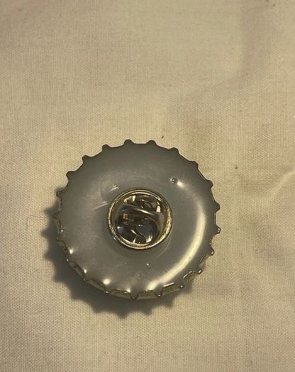 guiness bottle cap pin badge