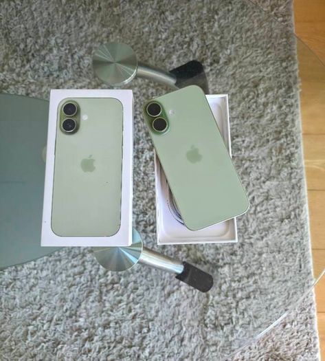 Apple Iphone 17 256GB IRISH