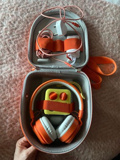 Yoto Mini, Earphones + Travel Case