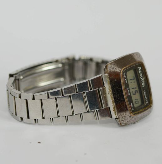 Vintage Accurist LCD Quartz Watch